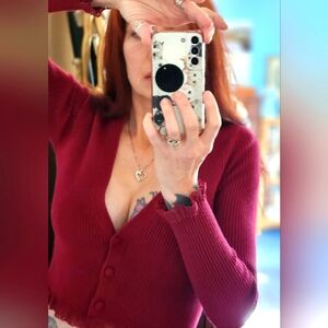 For Love and Lemons NINA BURGUNDY SCALLOPED EDGE CARDIGAN SWEATER S